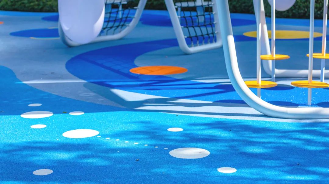 組合秋千.jpg 組合秋千.jpg